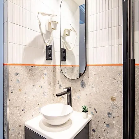 Central - Quiet Sleep For Solo Traveller Budapest Exterior foto