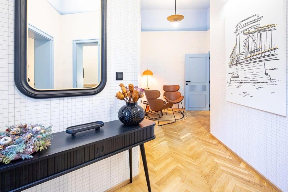 Apartment - Quiet Sleep For Solo Traveller